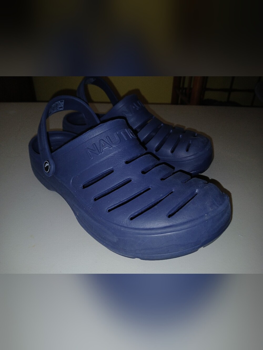 MENS NAUTICA CROCS CLOG SHOES - Size 10